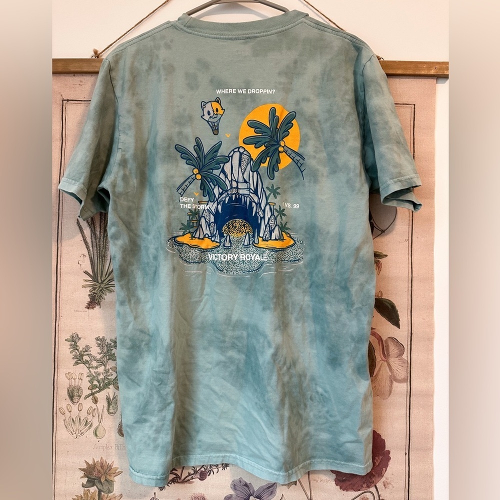 Neff x Fornite Shark Island Graphic T-shirt Men Large Blue Short Sleeve